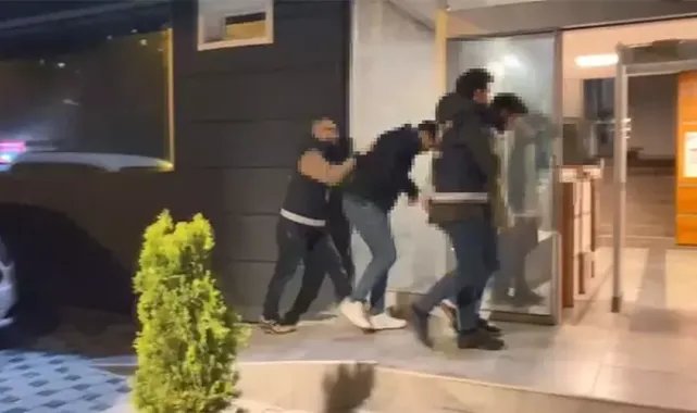 Maltepe&#039;de kaçak elektronik sigara satan şüpheli yakalandı