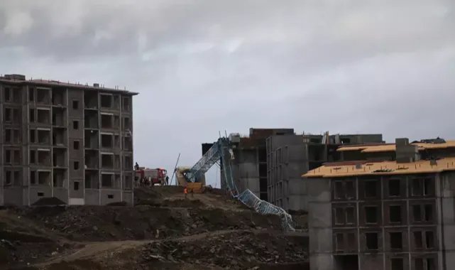 Manisa’da operatörün hayatını kaybettiği kule vinç kazasının görüntüleri ortaya çıktı: İşçilerin hayatını kurtarmış