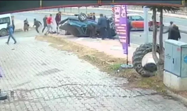 Nevşehir'de 2 otomobil çarpıştı