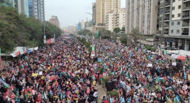 Pakistan’da on binlerce kişiden Filistin’e destek gösterisi