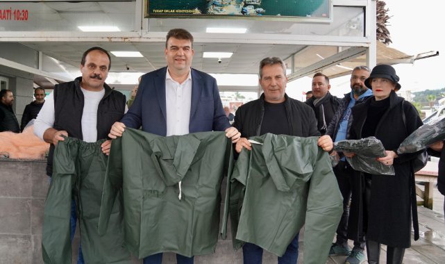Seferihisar Belediyesi'nden balıkçılara destek
