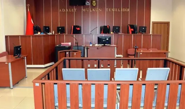 Taksim'de Rus turisti bıçaklayarak öldüren 2 sanığın müebbet hapsi istendi