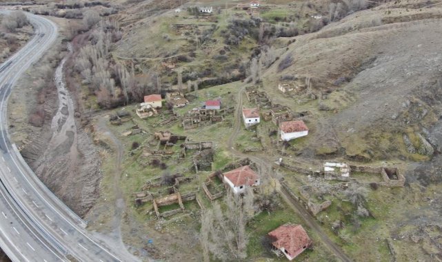 Üç harfliler söylentisi köyün terk edilmesine neden oldu