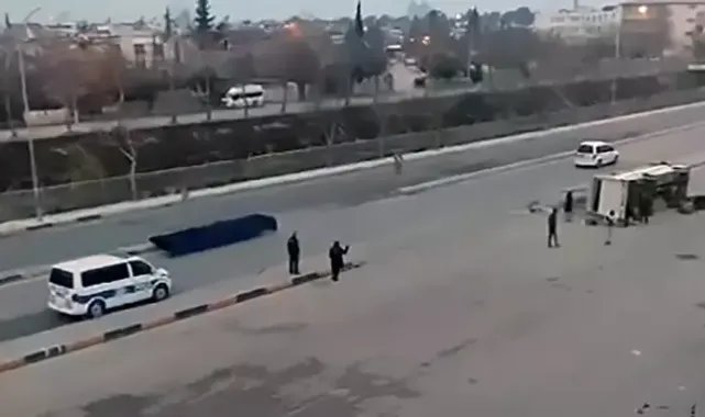 Adana'da tarım işçilerini taşıyan midibüs devrildi; 15 yaralı