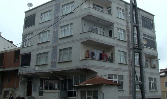 Aile binasında 100 liralık temizlik ücreti, akrabaları birbirine düşürdü