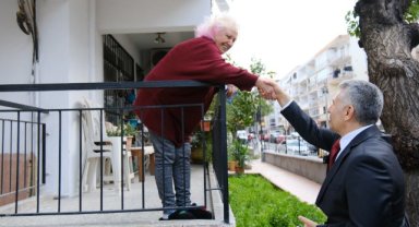 Ak parti Karabağlar adayı Tunç: Ben değil, ‘Karabağlar’ diyoruz