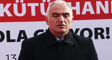 Bakan Ersoy: Yapay zeka destekli 100 akıllı kütüphane açacağız