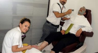 ’Bakımlı İmam’ sıra dışı muhtarlık için adaylığını açıkladı