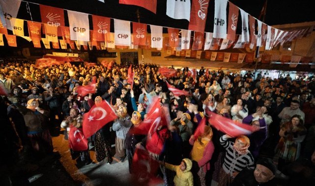 Başkan Kırgöz, 1200 araçlı konvoyla Deliktaş’ta seçim startını verdi.