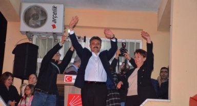 Başkan Kırgöz baba ocağı Salihler’e 1300 araçlı konvoyla çıkarma yaptı