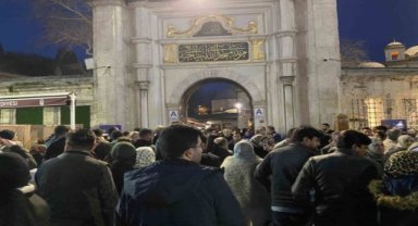 Berat Kandili’nde Eyüpsultan’a ziyaret