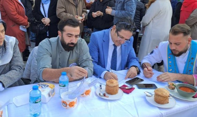Bornova HEM 41 çeşit tarhanayı şenlikte buluşturdu
