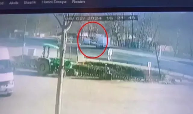Bursa'da otomobil ile hafif ticari araç çarpıştı