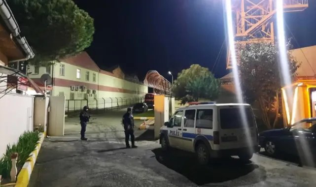 Cezaevinde mahkum yatağını ateşe verdi; 27 kişi dumandan etkilendi