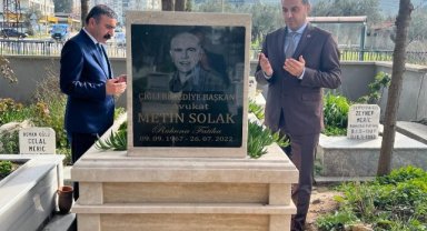 Çiğli Belediye Başkan Adayı Onur Emrah Yıldız; "Bıraktıkları izler rehberimiz…"