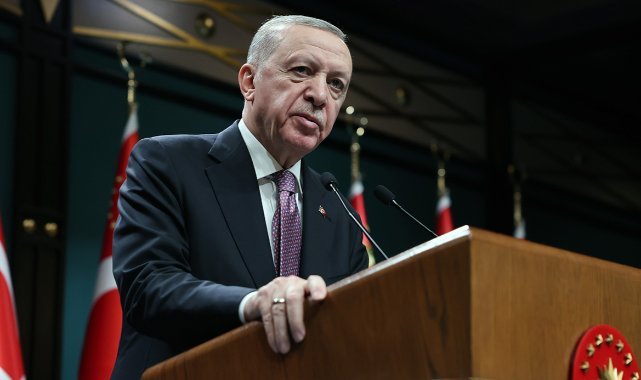 Cumhurbaşkanı Erdoğan: “Asrın felaketi karşısında asrın birlikteliği ortaya konulmuştur”