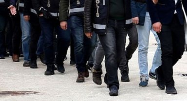 DEAŞ'ın gençlik yapılanmasına İzmir merkezli operasyon: 8 gözaltı