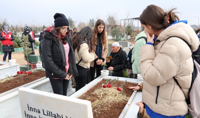 Depremde hayatını kaybeden Eylül, sınıf arkadaşları tarafından unutulmadı