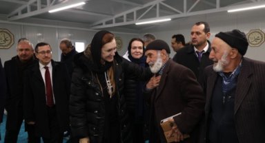 DEÜ'den depremin yıl dönümünde Malatya'da mescit hizmeti