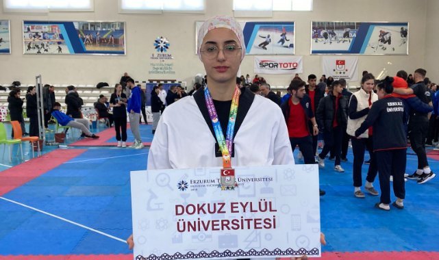 DEÜ'lü Tekvandocu Türkiye şampiyonası'ndan Gümüş madalya ile döndü