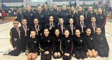 Göztepe cimnastik kürsüde