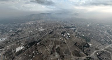 Hatay’da depremin ortaya çıkarttığı hasar 1 yıl sonra görüntülendi