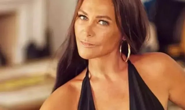 Hülya Avşar'ın icra tebligatına kendi imzasını atan kuryeye 1 yıl 8 ay hapis cezası