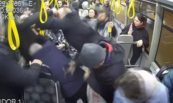 İETT otobüsünde kadına yumruk atan saldırgana ev hapsi