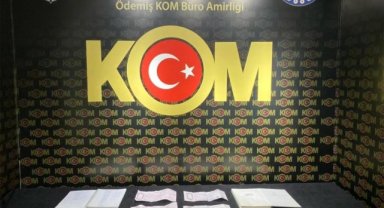 İzmir'de tefecilik yapan 3 kişiye gözaltı