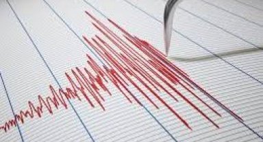 Karaburun açıklarında 4.2 büyüklüğünde deprem