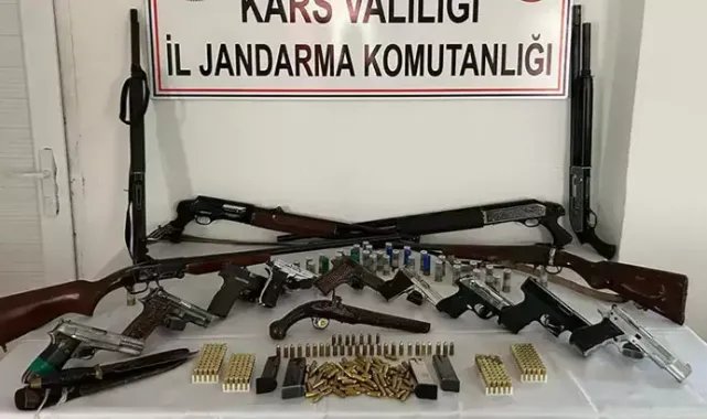 Kars’ta silah kaçakçılarına operasyon
