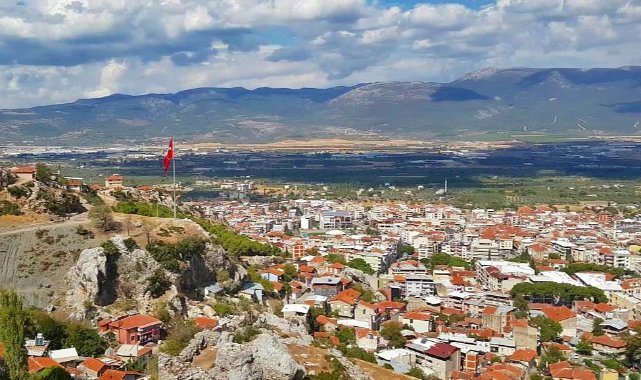 Kemalpaşa Belediye Başkan Adayı Türkmen'e kaçak depo soruşturması