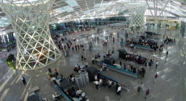 Ocak ayında İzmir Adnan Menderes Havalimanından 738 bin 670 yolcuya hizmet