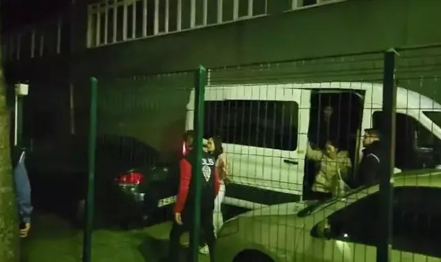 Ruhsatsız merkezde çalışan Taylandlı 8 kadın ile 4 işletmeciye gözaltı