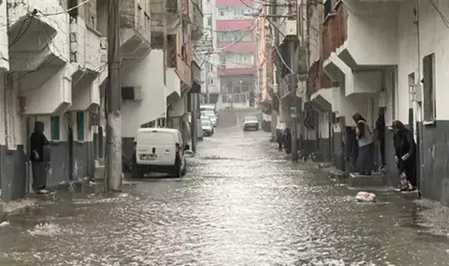 Şanlıurfa'da sağanak ve dolu