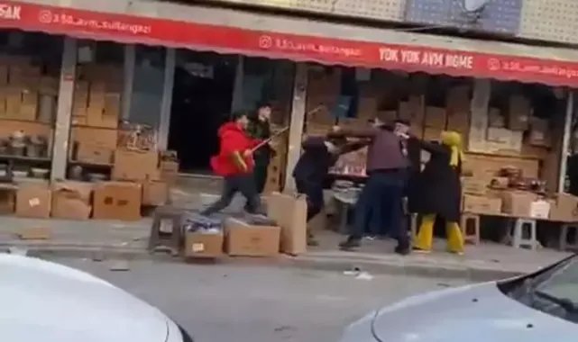 Sultangazi'de eşi ve çocuğunun önünde fırça sapıyla dövüldü