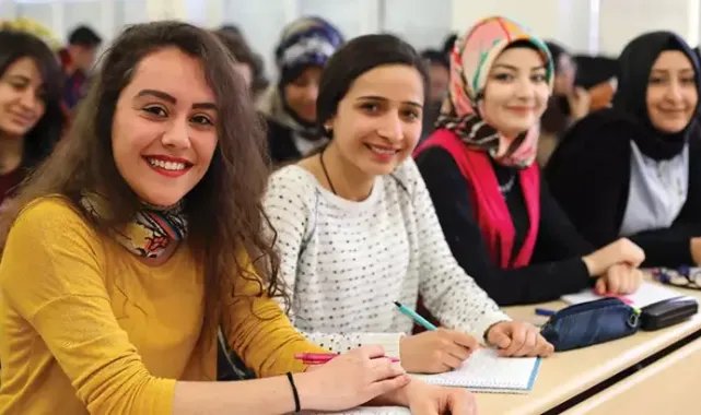 YÖK'ün burs miktarları artırıldı