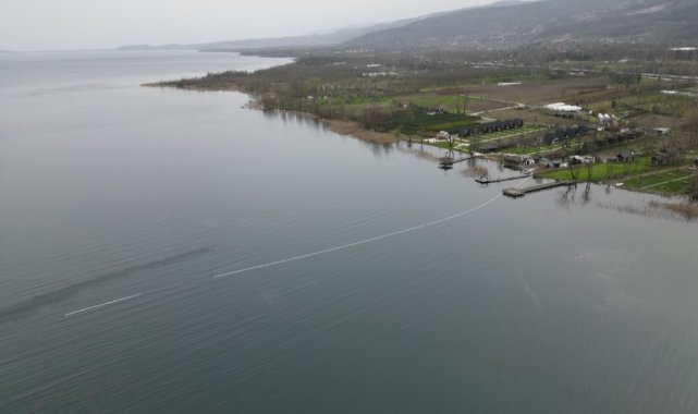 Akaryakıtın sızdığı Sapanca Gölü’nden sevindiren detaylar
