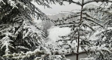 Ankara’da kar yağışı başladı