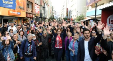 Başkan Adayı Ünsal: Karşıyaka Çarşı yeniden doğacak