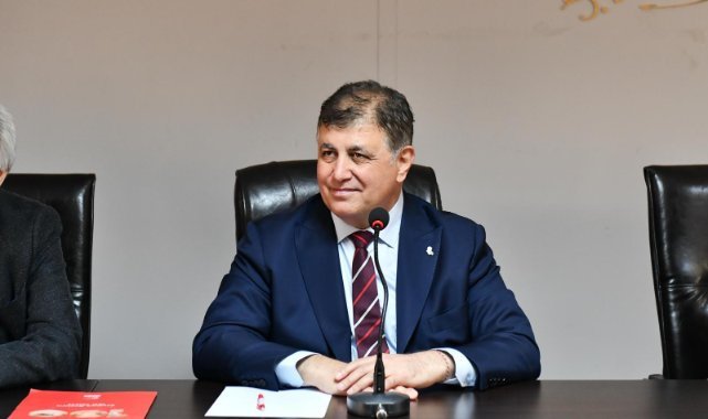 Başkan Tugay gıda krizini Ege Bölgesi’nin verimli tarım havzası ile aşacak