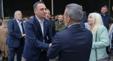 Bornova’da AK Parti’den CHP’ye geçmiş olsun ziyareti