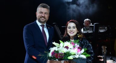 Buca'da Ceylan Ertem coşkusu