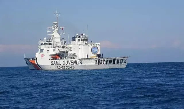 Çanakkale'de batan bottaki göçmenlerden 1'inin daha cansız bedenine ulaşıldı