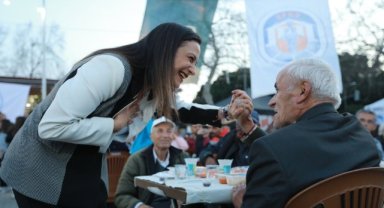 Efes Selçuk'ta dayanışma iftar sofraları ile büyüyor