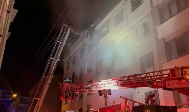 Garajda yangın çıktı; binalardan 60 kişi tahliye edildi