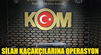 İzmir'de silah kaçakçılarına polisten operasyon: 3 gözaltı
