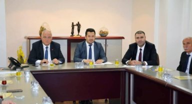 İzmir Otobüscüler ve Servis Araçları Esnaf Odası Başkanı Erdem Mert; ‘Korsan Servis Araçlarına  Vergi Kaçağı Cezası Yazılsın’