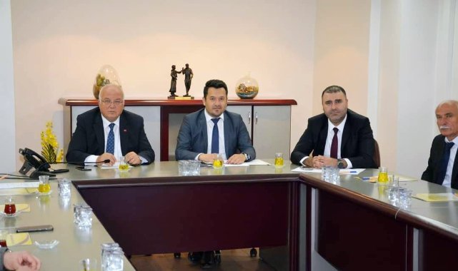 İzmir Otobüscüler ve Servis Araçları Esnaf Odası Başkanı Erdem Mert; ‘Korsan Servis Araçlarına  Vergi Kaçağı Cezası Yazılsın’
