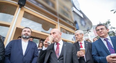 “İzmirli Kahve”nin üçüncüsü açıldı